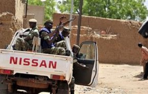 مقتل 12 شخصا في هجوم مسلح على قرية في جمهورية مالي