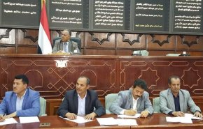 صنعاء تندد بالتحركات الأمريكية في المحافظات المحتلة وتدعو لليقظة والحذر