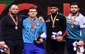 فضية ترفع رصيد إيران إلى 8 ميداليات ببطولة كأس دانكلوف للمصارعة في بلغاريا