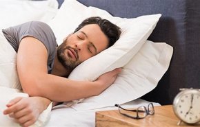 انتبه.. لا تذهب إلى النوم بعد الطعام إلا بشرط
