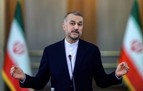 وزير الخارجية الايراني يصل الى جنيف
