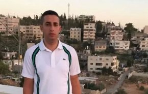  بالفيديو..الاحتلال يسلم جثمان الشهيد سفيان الخواجا غرب رام الله