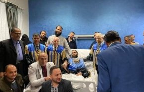  باحث مصري يناقش الدكتوراه داخل العناية المركزة