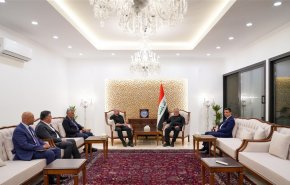 العامري وطالباني يبحثان انهاء الخلافات بين العراق ومنطقة كردستان