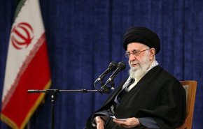 قائد الثورة يستقبل اليوم جمعا من مسؤولي ومدراء الدولة