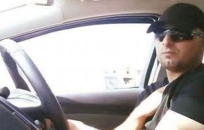 قوات الاحتلال تعتقل الصحافي والأسير المحرر الفلسطيني 'محمد بدر' من منزله