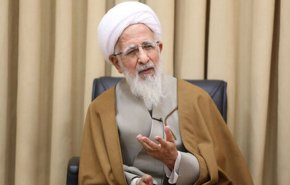 المرجع آية الله جوادي آملي يدعو للمشاركة الواسعة في مسيرات يوم القدس