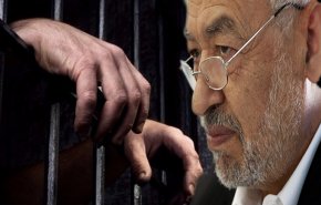 الغنوشي يبدأ إضرابا عن الطعام ويقاطع  جلسات التحقيق