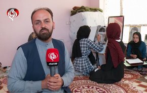 الأفغانيات يكافحن قرار منعهن من الدراسة بهذه الطريقة..