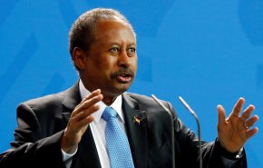 حمدوك يقترح 'خارطة طريق' لوقف الحرب وإحلال السلام في السودان
