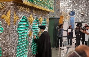 رئيسي من مقام السيدة زينب (ع): إيران ستقف إلى جانب سوريا في فترة الإعمار