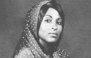 مقتل أول ممثلة في المسرح السوداني في تبادل لإطلاق النار شمال الخرطوم 