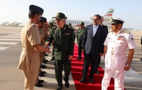 باقري: سنبحث في فرص التعاون بين القوات المسلحة الايرانية والعمانية +فيديو
