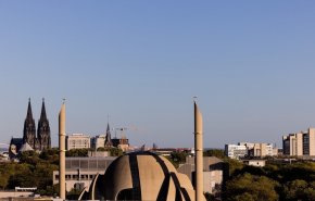 ألمانيا.. القبض على رجل حاول إحراق مسجد بعد أسابيع على محاولته إحراق القرآن