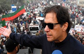 المحكمة العليا في باكستان تأمر بالإفراج عن عمران خان
