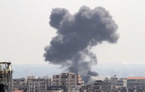 لليوم الرابع على العدوان.. سلسلة غارات جوية على قطاع غزة فجرا