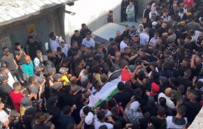 شاهد.. نابلس تزف شهدائها بعد مواجهة شرسة مع الاحتلال