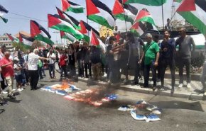 العلم الفلسطيني.. دعوات لرفعه في كافة الساحات ردًّا على مسيرة أعلام التهويد