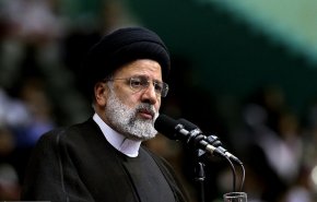 آية الله رئيسي يؤكد على اتمتة جميع الاقسام الحكومية في البلاد
