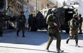 مداهمات واعتقالات واسعة بالضفة والقدس