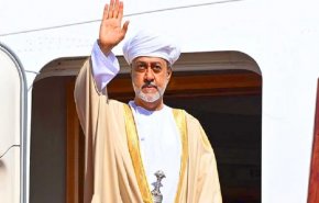 سلطان عُمان في مصر على رأس وفد رسمي كبير