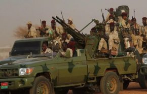 دفاع السودان تدعو كل القادرين على حمل السلاح للتوجه للقيادة العسكرية لتسليحهم
