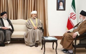 وزير خارجية عمان يعلق على لقاء السلطان هيثم مع قائد الثورة الاسلامية
