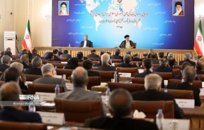رئيسي يؤكد على حل مشاكل الرعايا الايرانيين في خارج البلاد