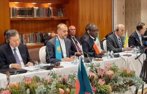 وزير الخارجية الإيراني یؤكد على التعاون والشراكة مع بريكس