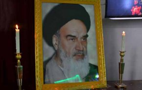 بالصور..مراسم احياء ذكرى رحيل الإمام الخمیني (ره) بحضور شخصيات يمنية في صنعاء
