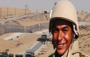 عائلة المصري محمد صلاح الذي نفذ حادث الحدود تعلن دفن جثمانه