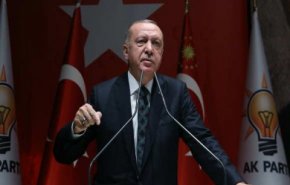 أردوغان يقترح على زيلنسكي إنشاء لجنة دولية للتحقيق في تدمير سد 'كاخوفكا'