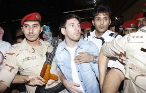 ميسي يثير موجة غضب في السعودية ومطالب بمعاقبته وسحب أحد ألقابه