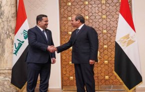 متحدث باسم الحكومة: رئيس وزراء العراق يزور مصر غدا الإثنين