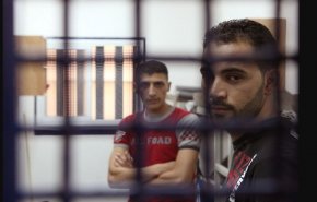 الأسرى الفلسطينيون يتحضّرون لـ”ثورة الحرية”والاحتلال يهدد