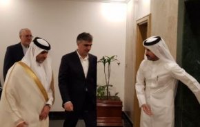 محافظ البنك المركزي الايراني يصل إلى قطر