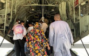 الخارجية العراقية تعلن إجلاء 161 عراقيا من السودان
