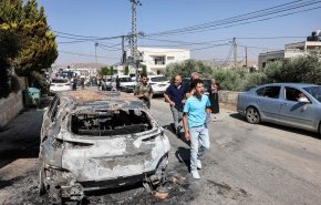 شاهد.. المستوطنون يصبون جام حقدهم في ترمسعيا برام الله