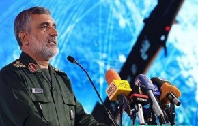 العميد حاجي زادة: نمتلك جميع التقنيات المعقدة في مجال الصناعات الدفاعية
