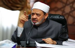 'الأزهر' يصدر بيان إدانة ضد الصهاينة لتمزيقهم وتدنيسهم كتاب الله