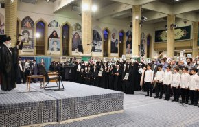 قائد الثورة الاسلامية : الشهداء هم أبطال الوطن