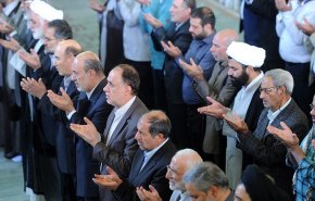 نماز عید قربان در دانشگاه تهران برگزار شد