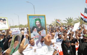 تظاهرة لأنصار التيار الصدري بمحافظة النجف الاشرف تنديدا بحرق المصحف الشريف