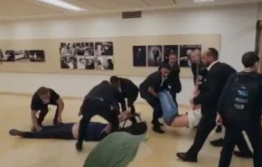اسرائيل.. محاولات اقتحام مقرات الحکومة والکنيست
