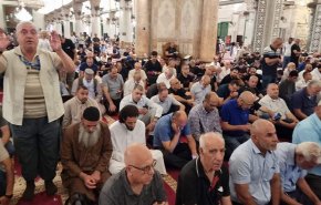 في الأقصى والإبراهيمي.. آلاف الفلسطينيين يلبون نداء 'الفجر العظيم'