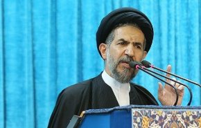 خطيب جمعة طهران يدعو روسيا الى تصحيح موقفها حول الجزر الايرانية الثلاث
