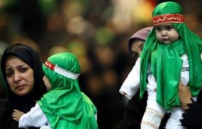 إحياء مراسم اليوم العالمي للطفل الرضيع في ايران