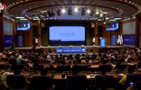 انطلاق ملتقى الاستثمار الأساسي وإيجاد فرص الاستثمار  في طهران

