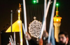 بالصور.. احياء مراسم حمل السيوف في قم المقدسة
