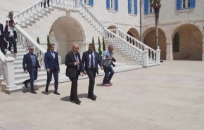 المبعوث الفرنسي يزور بيروت وسط ترحيب بعض القوى اللبنانية 